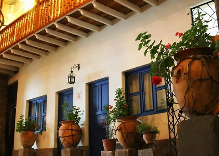 Katari At Plaza De Armas Hotel *